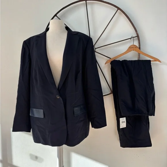 Oscar by Oscar De La Renta navy blue wool and leather trim pant suit 18W read - Picture 1 of 14